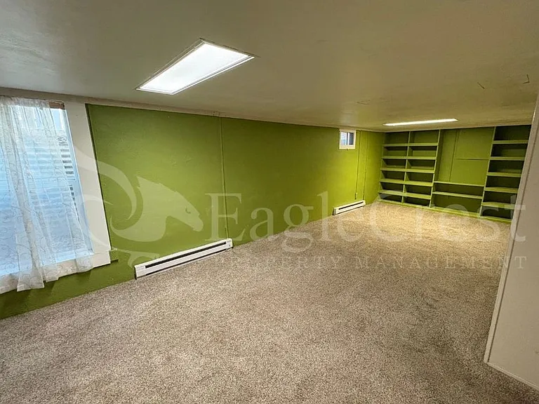 515 Newell St — Photo 38