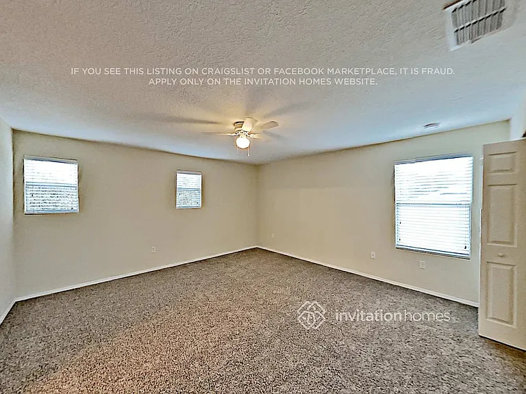 7273 Wakeview Dr — Photo 10