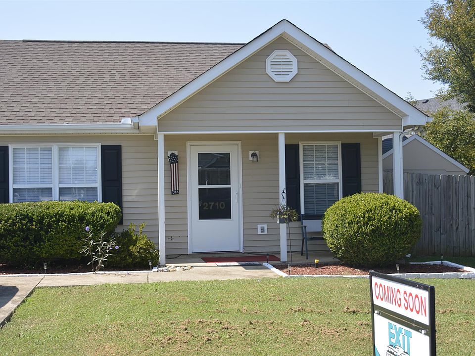2nd image of 2710 Oxford Hall Ave