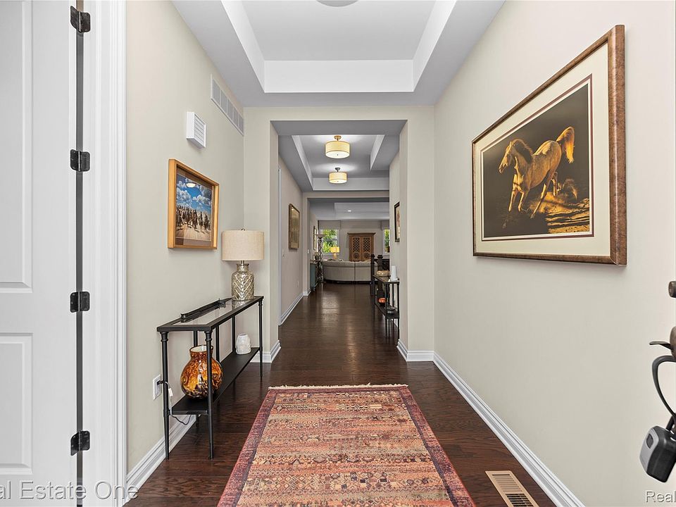16988 Forest Edge, photo 4