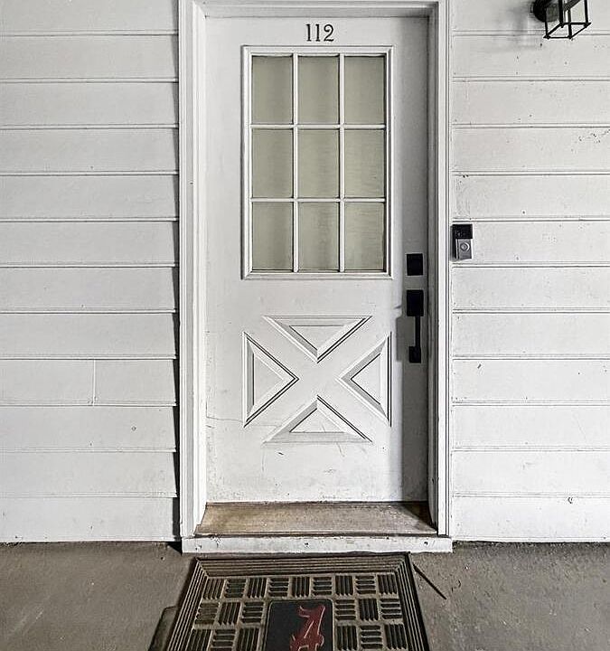 1st image of 708 11th St APT 112
