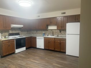 21 Spring Ave, Sparta, NJ 07871