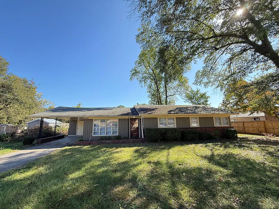 4340 Marguerite Dr