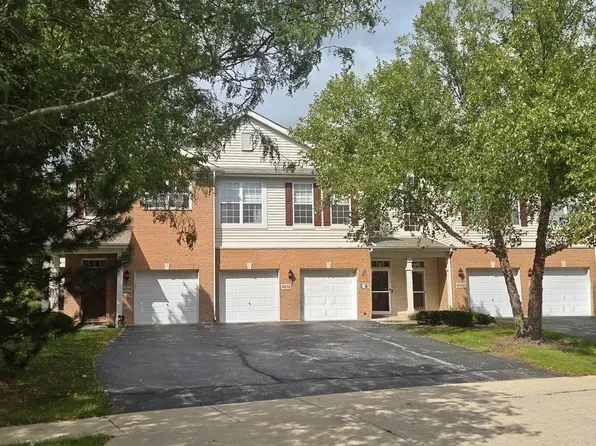 4210 Savoy Ln, McHenry, IL 60050