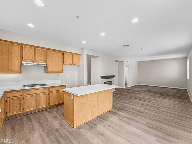 5855 Birkdale Ln — Photo 2