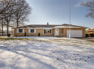25829 Melibee Dr, Westlake, OH 44145
