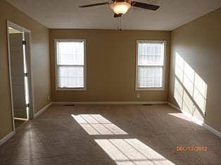 4th image of 3121 Twelve Oaks Blvd