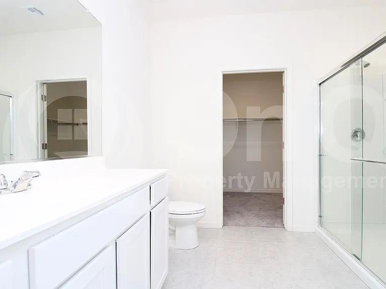2450 E Alonso Dr — Photo 12