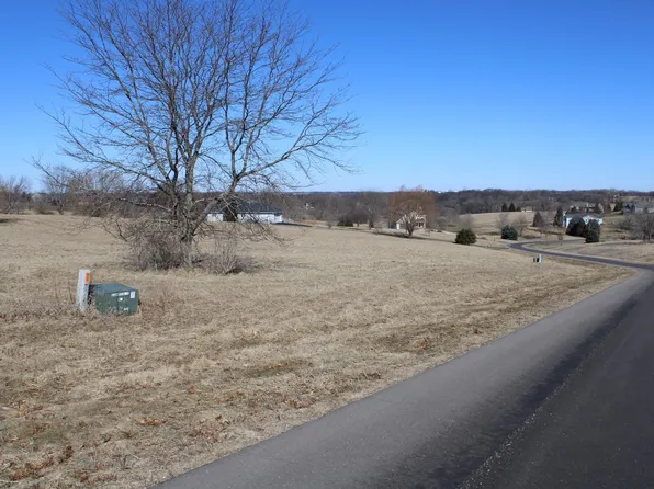 31-39 Wakonda Dr, Lanark, IL 61046