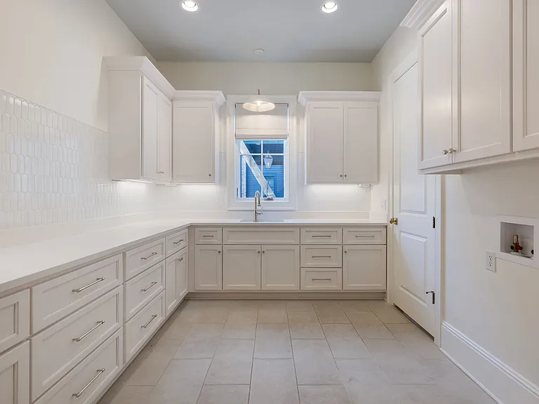 7212 Shagbark Ln — Photo 37