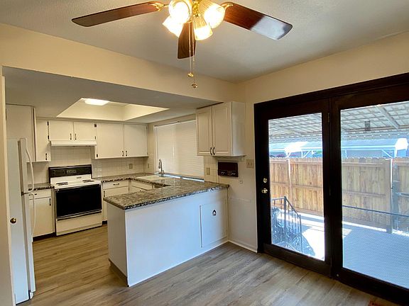 3rd image of 6018 E 129th St #1