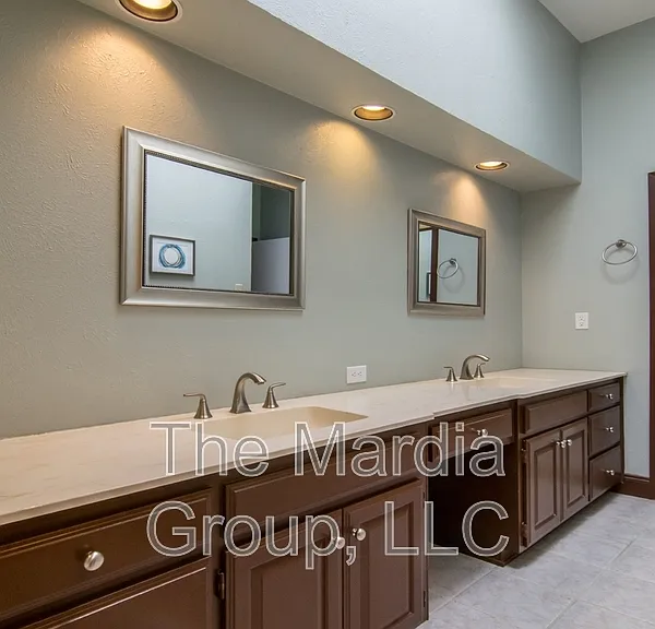 3215 San Sebastian Dr — Photo 25