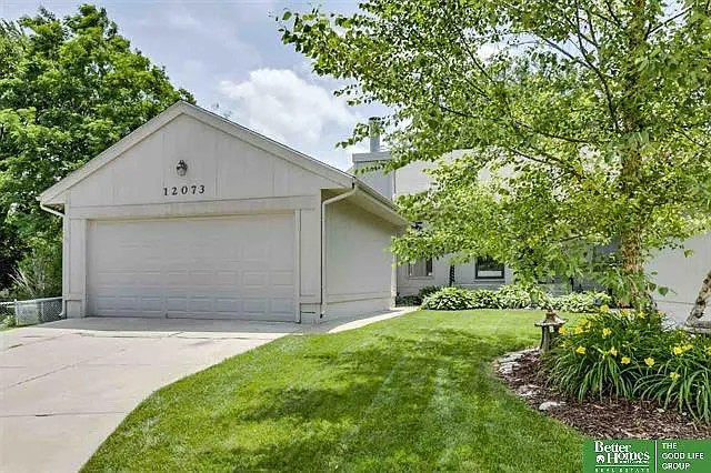 12073 Burdette Cir — Photo 7