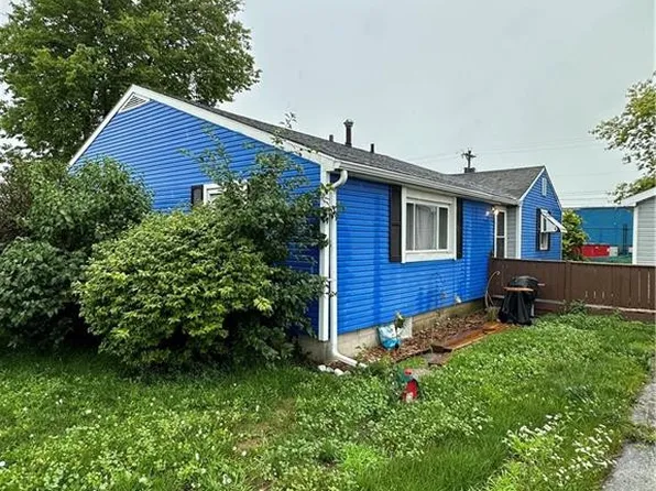 1116 W College Ave, Woodville, OH 43469
