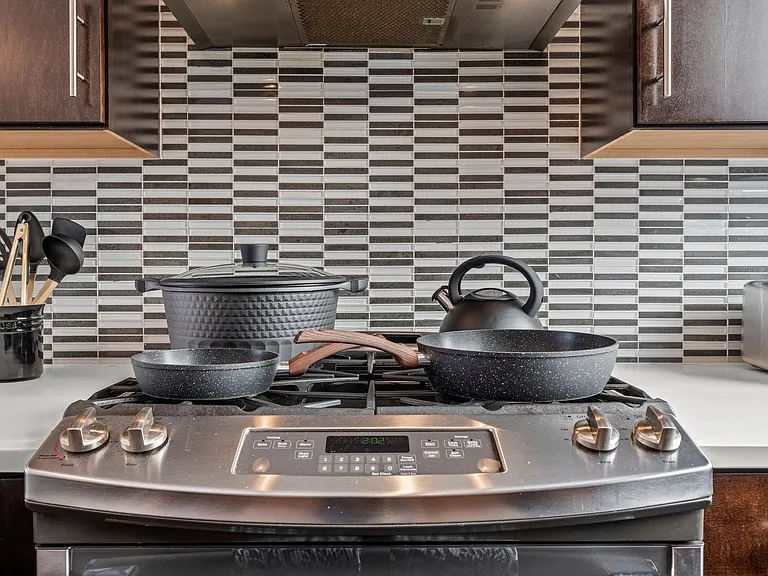 Gas range