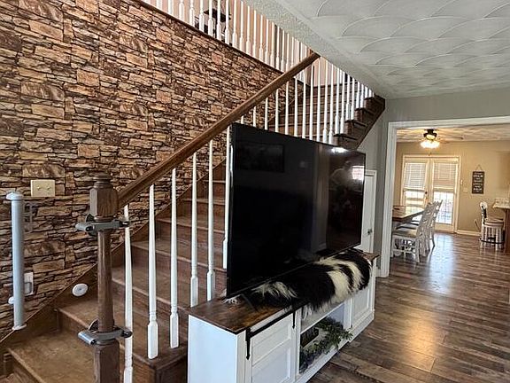 5th image of 1645 Clarktown Rd