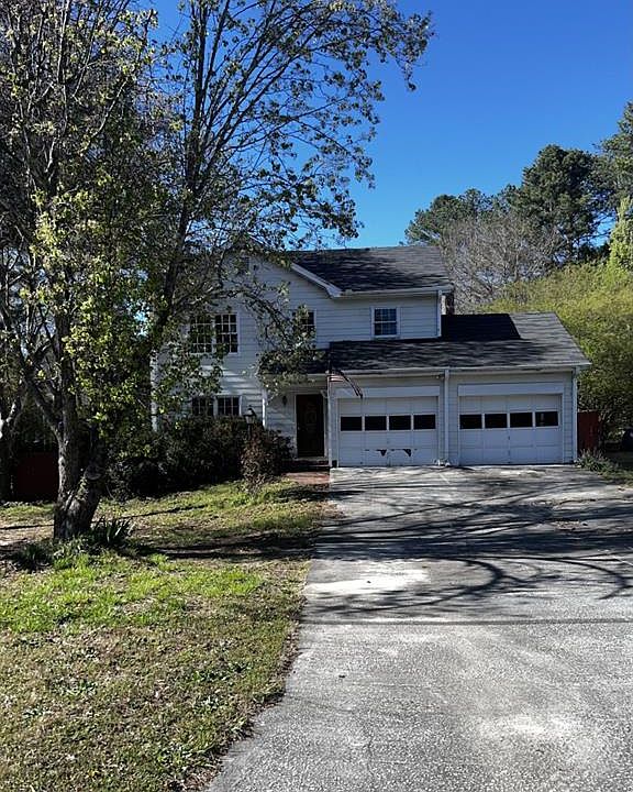 1st image of 1215 Masters Ln