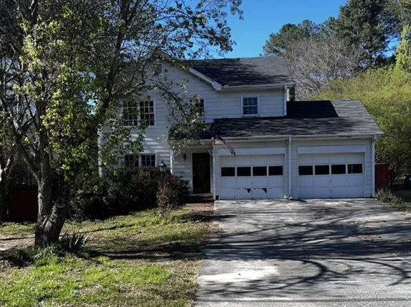 1215 Masters Ln, Snellville, GA 30078