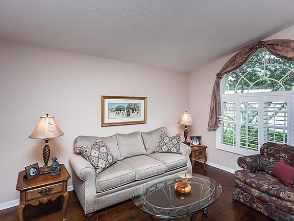 3rd image of 10604 Keswick Pl