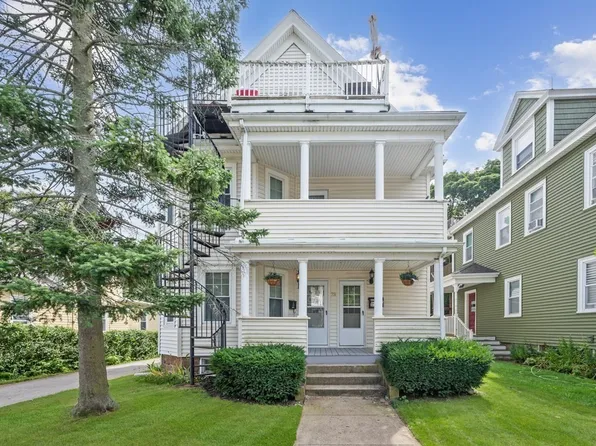 73 Cranch St #73, Quincy, MA 02169