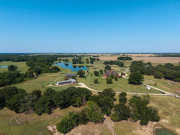 3rd image of 695 County Road 36120
