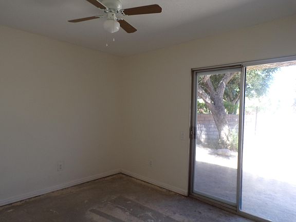 5th image of 2988 Sunflower Cir E