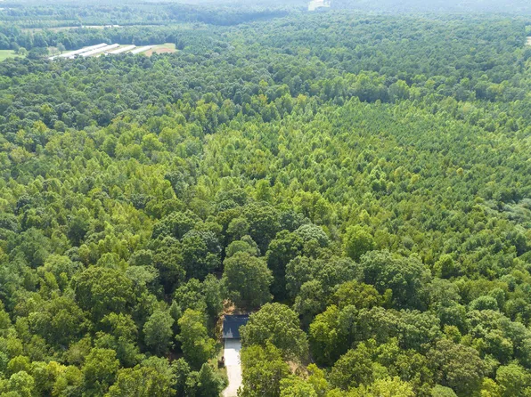829 Lennie Smith Rd, Fuquay Varina, NC 27526