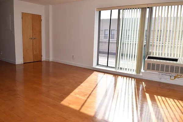 Rented by Brown Harris Stevens | media 20