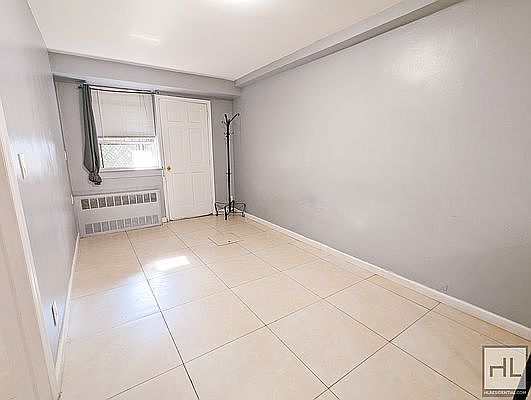 3rd image of 4814 60th St Floor 1