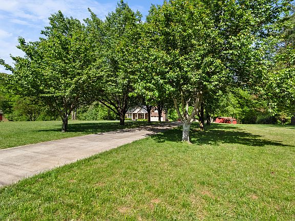 4th image of 2565 Farms Cir