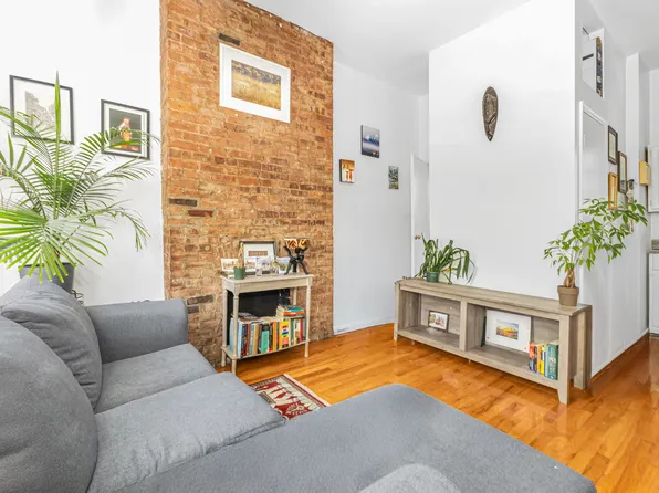 543 1/2 East 6th Street image 1 of 6