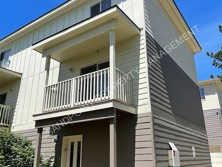 327 Olive Ave #G — Photo 3