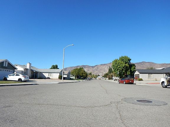 5th image of 784 Margarita St