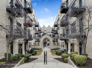 4438 N Damen Ave #1W, Chicago, IL 60625