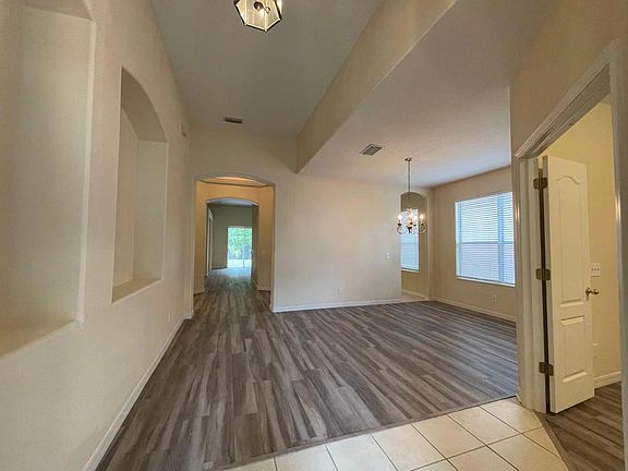 3rd image of 8353 Moccasin Trail Dr