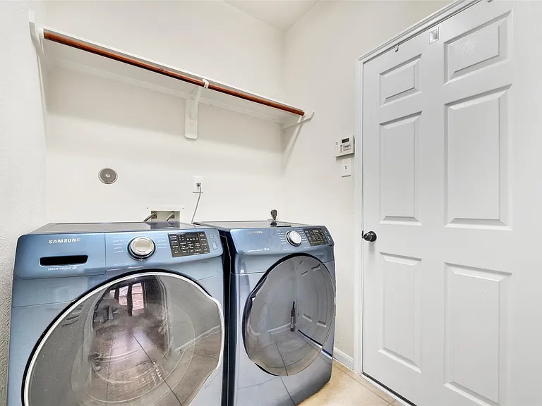 21627 Sierra Long Dr — Photo 30