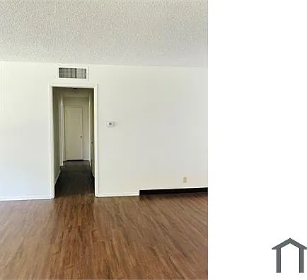 17920 Sherman Way — Photo 8