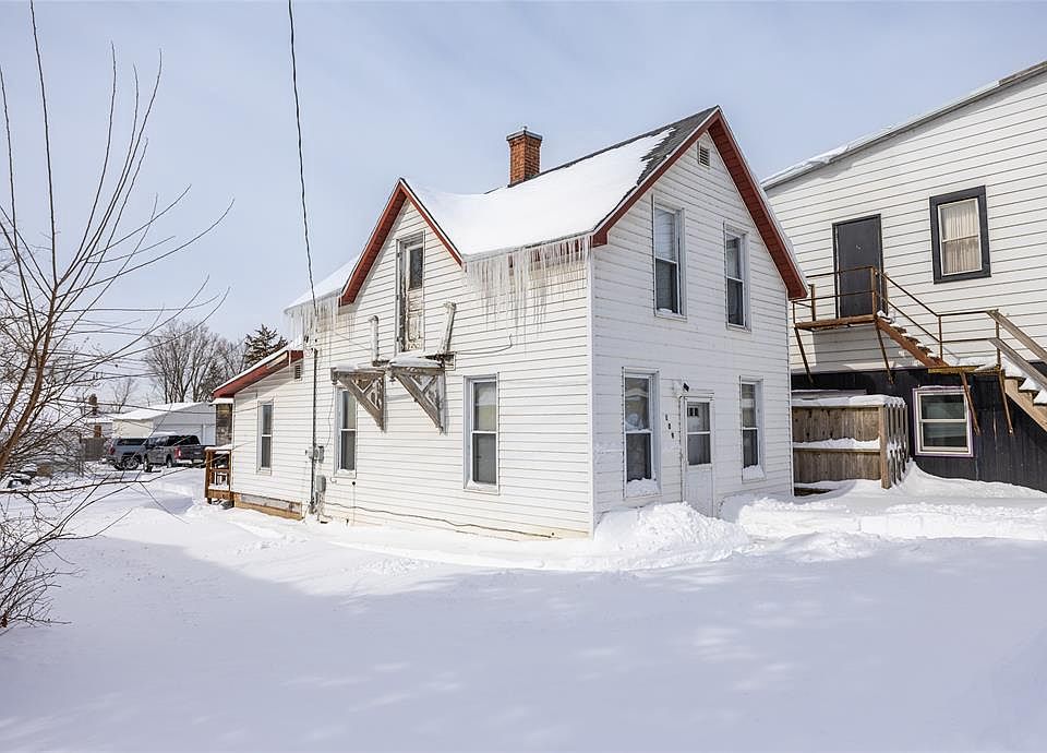 1st image of 109 Main Street