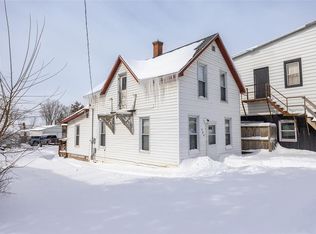 109 S Main St, Cochrane, WI 54622