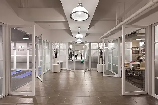 Rented by Compass | media 27