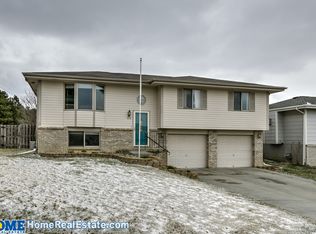 8118 Mathew Pl, Lincoln, NE 68516