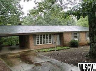 2208 Frye Ave, Hickory, NC 28602