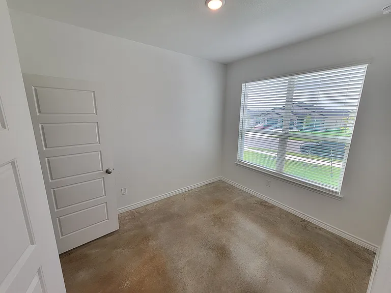 3807 American Elm Dr — Photo 5