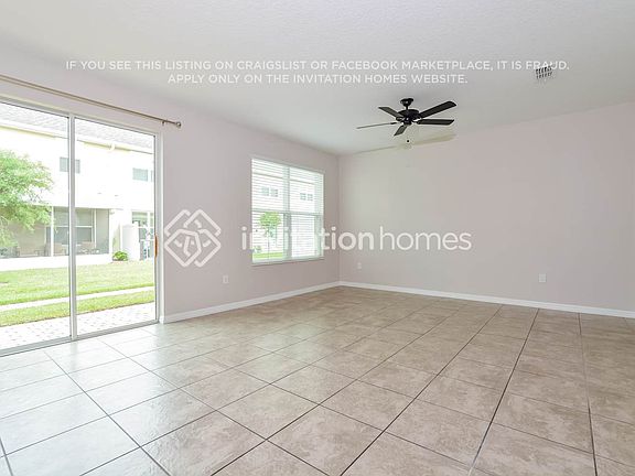 3rd image of 3572 Sanctuary Dr