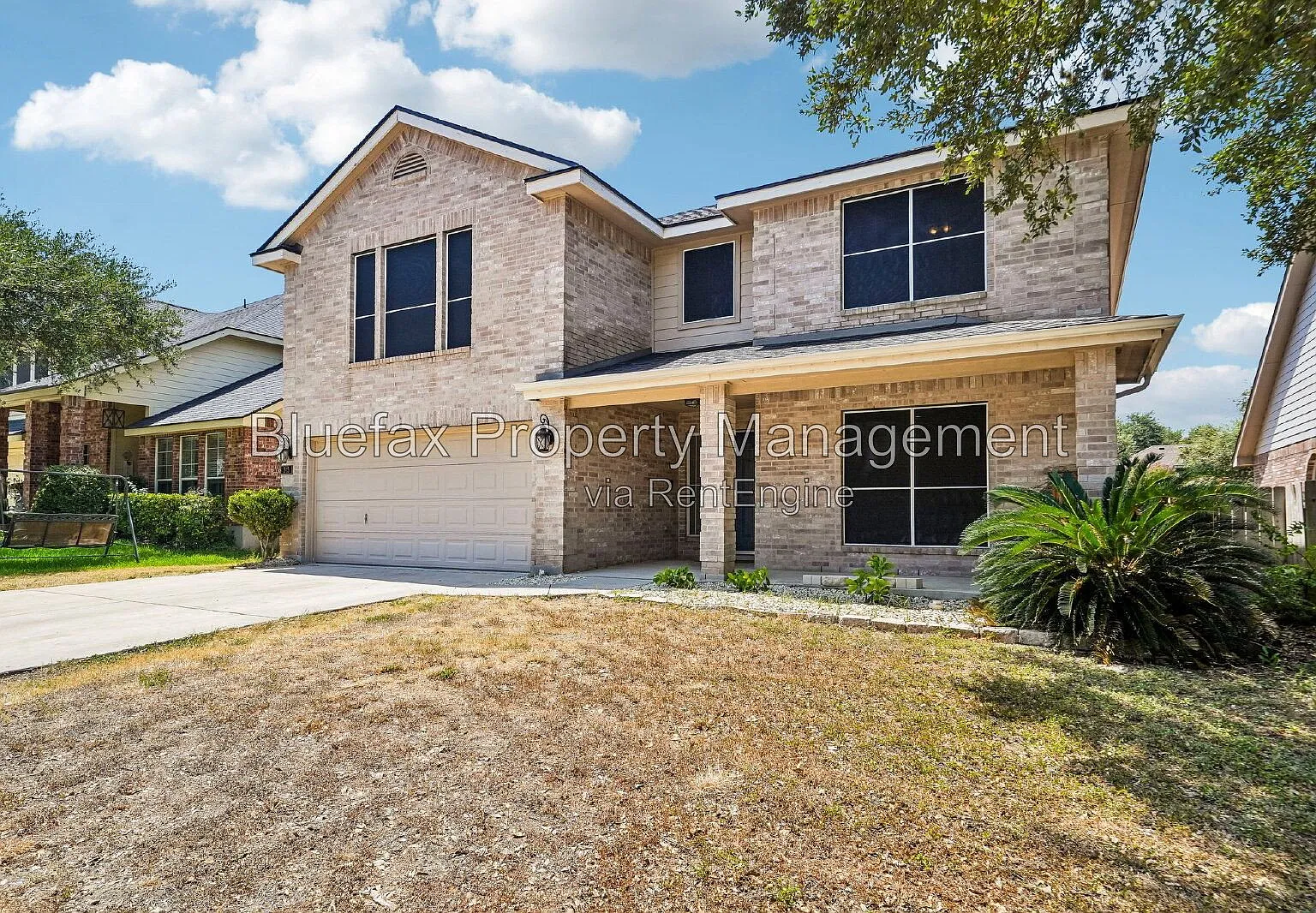 5 bed, 3.0 bath, 3031 sqft, $2,200 — Photo 2