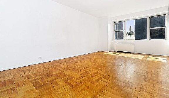 5th image of 300 E 40th St APT 8E