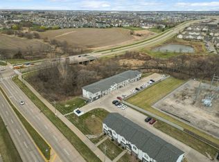 5015-5091 Devils Glen Rd #5047, Bettendorf, IA 52722