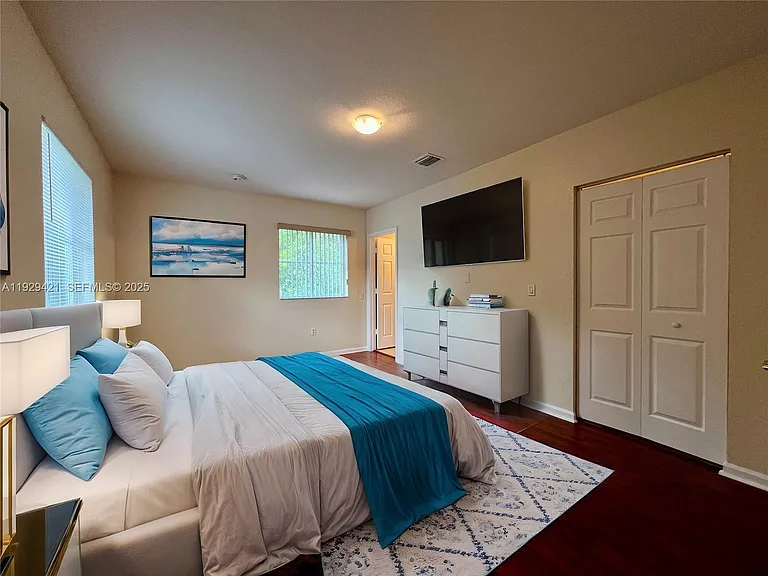 8208 SW 29th St #101 — Photo 9