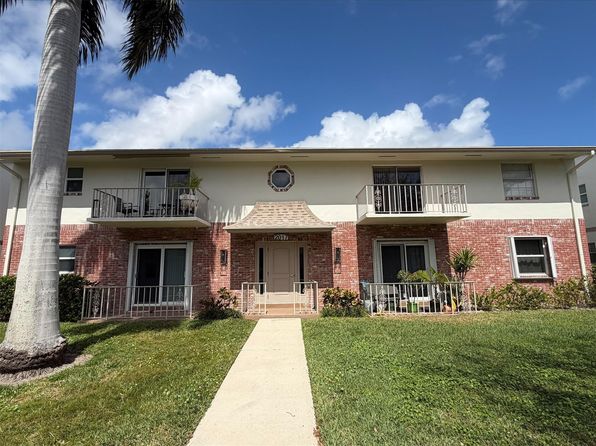 2017 S Seacrest Blvd APT D