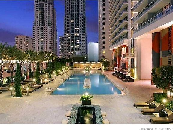 2nd image of 50 Biscayne Blvd APT 4409